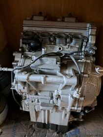 Yamaha FZ6 motor