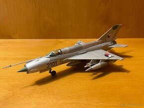 Mig-21 - model letadla 1:72