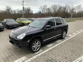 Porsche Cayenne 4.5 V8