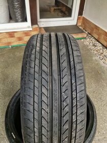 215/30 r20 - 1