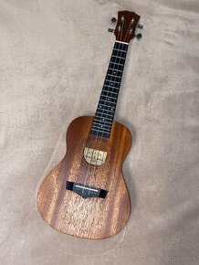 Mahagónové koncertné ukulele