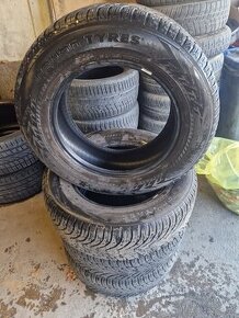 235/65R17 108H NOKIAN