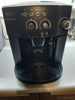 Kávovar DeLonghi