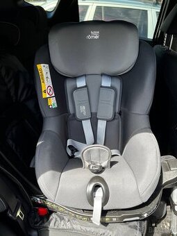 BRITAX RÖMER Autosedačka Dualfix M (61-105 cm)