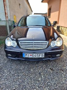 Mercedes Benz C320CDI
W203 V6