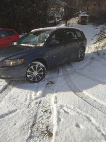 Predám Volvo V50