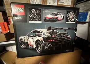 LEGO Technic 42096 Porsche 911 RSR