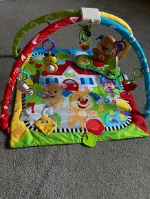 Vzdelávacia podložka macko farebný Fisher Price