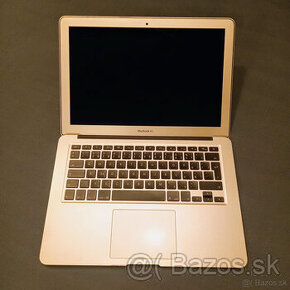 MacBook air rok 2012