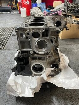 Blok motora Bmw N47N N47D20C