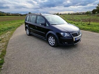 Volkswagen Touran Cross 2.0 TDI DSG