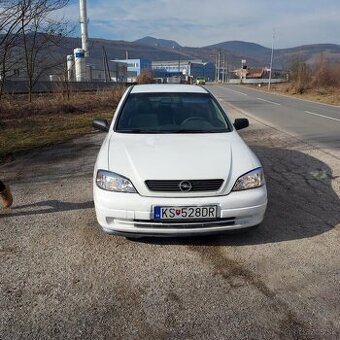 Opel Astra - 1