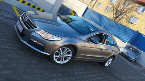 VW PASSAT CC 2,0 TDI