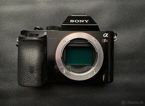 Sony a7r  Full Frame legend