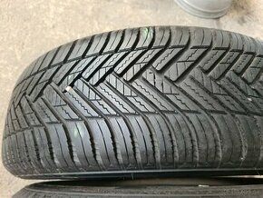 205/60r16 celoročné 4 ks HANKOOK dezén 7,5-6,2 mm