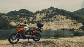 ZNÍŽENÁ CENA   - Predám motocykel Honda XL125V Varadero