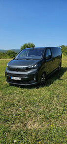 Prenajom 8 miestny Peugeot Traveller