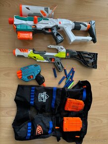 Nerf Tri-Strike plastové detské zbrane- s vestou