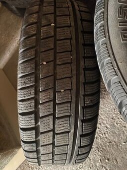 Pneumatiky Cooper Discoverer sport M+S 205/70 R15 zimné