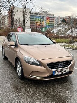 Volvo V40 D2 automat