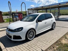 Volkswagen Golf R 4motion (dovoz švajčiarsko , nečipovane)