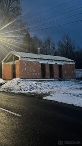 NOVOSTAVBA Rodinný dom/chata s pozemkom, terasou. Liptov - 1