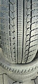 Predám 4 zimné pneumatiky 215/65 R16 98T Michelin