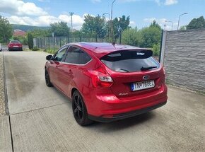 Ford focus EcoBoost 1.0L 2012