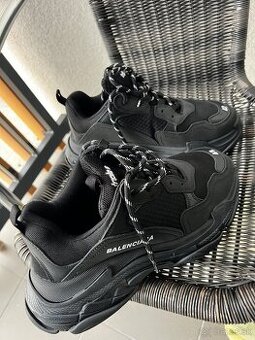 Balenciaga Triple S 42UK