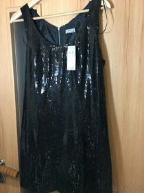 Flitrované čierne dámske šaty veľ. 40, úplne nové s vysačkou - 1