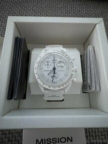 Swatch x Omega Mission to The Moonphase (white) - 1