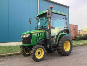 Traktor John Deere 3025E