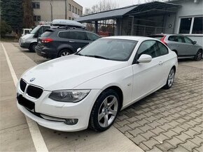 BMW 320i E92 2012