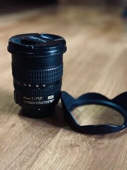 Nikon AF-S 12-24mm f/4G IF-ED DX