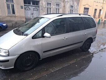 Seat alhambra