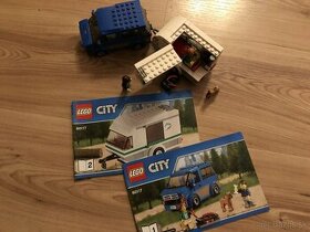 Lego CITY 60117 - Obytný príves s autom - 1