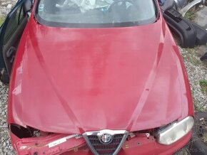 Predám prednú kapotu na alfa romeo 156 - 1