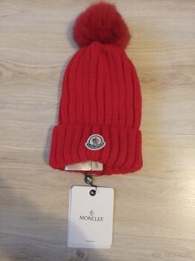 Moncler čiapka