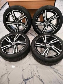 4ks alu disky orig. Volvo 5x108 R20 pneu 245/45 r20