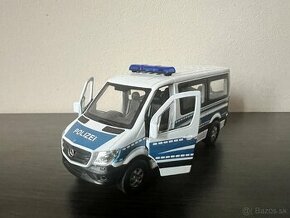 Mercedes-Benz Policia 1:43