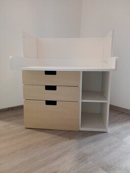 Smastad IKEA prebaľovací pult / stôl