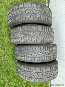 Zimne pneu 215/60 R16 Pirelli DOT 2422 - 1