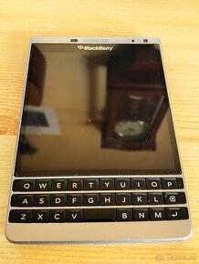 Predam Blackberry Passport silver edition ako novy na disple