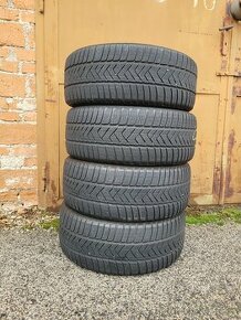 235/45R18 Pirelli zimné