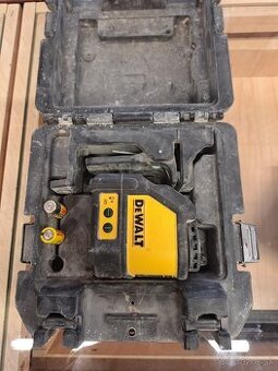 DeWALT DW088CG zelený křížový laser 20m/50m