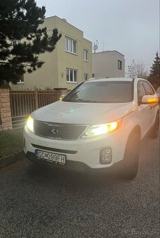 KIA Sorento 2014 , 2,2 145KW 4WD / AT