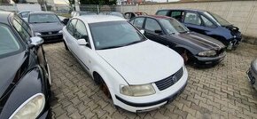 Lacno rozpredám VW Passat B5 1995-2004 na náhradné diely - 1