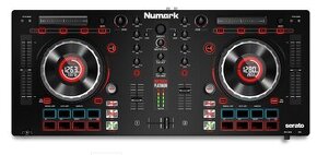 Numark Mixtrack Platinum + Case