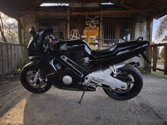 Predám Hondu 600CBR  F2