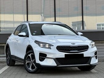 KIA XCeed 1.6 GDi Plug-In Hybrid A/T 104kW 141 PS 4x4